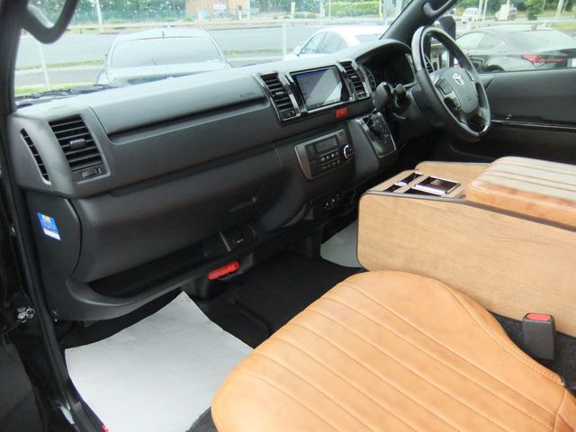 TOYOTA HIACE van 2WD 2023