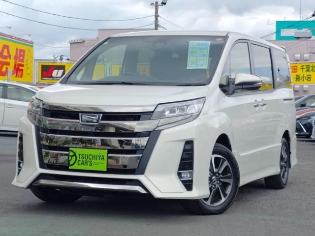TOYOTA NOAH 2019