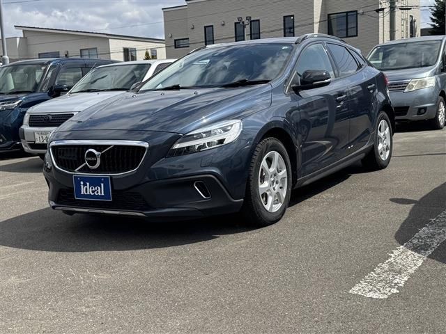 VOLVO VOLVO V40 CROSS COUNTRY 2017