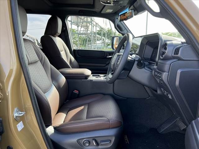 TOYOTA LANDCRUISER 250 2024