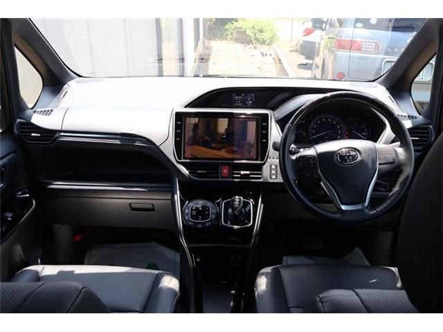 TOYOTA ESQUIRE HYBRID 2021