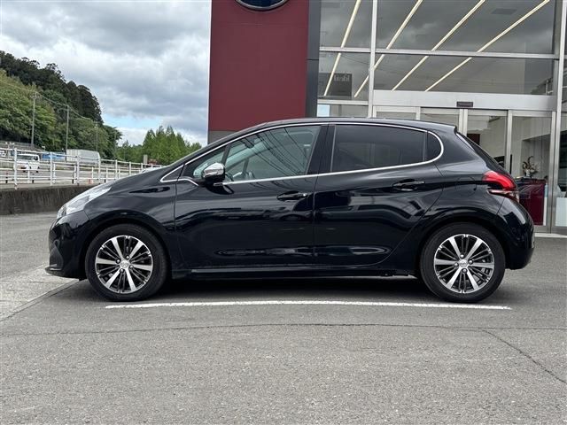 PEUGEOT PEUGEOT 208 2016