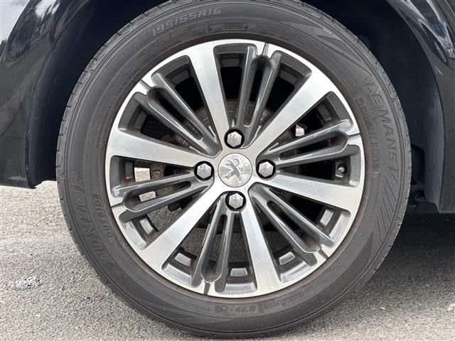 PEUGEOT PEUGEOT 208 2016