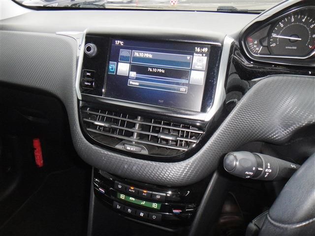 PEUGEOT PEUGEOT 208 2016