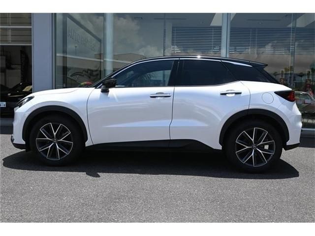 TOYOTA LEXUS LBX 2024