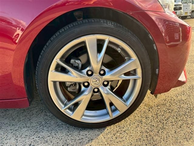 TOYOTA LEXUS IS250 2015