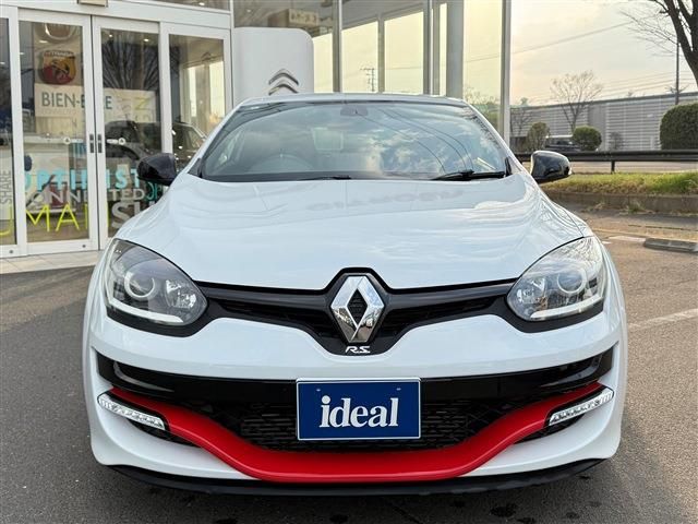 RENAULT RENAULT MEGANE hatchback 2017