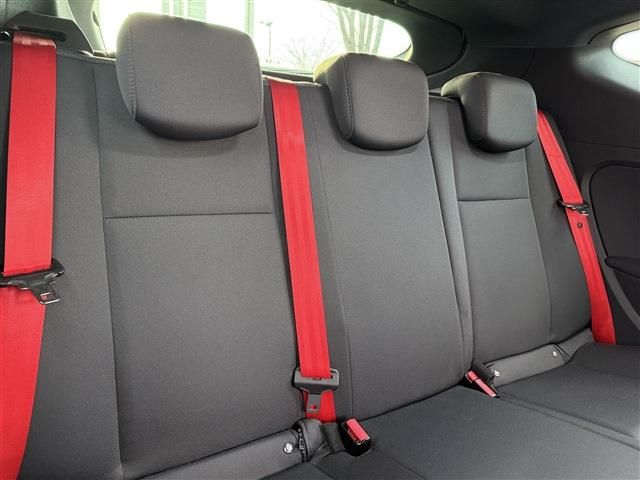 RENAULT RENAULT MEGANE hatchback 2017