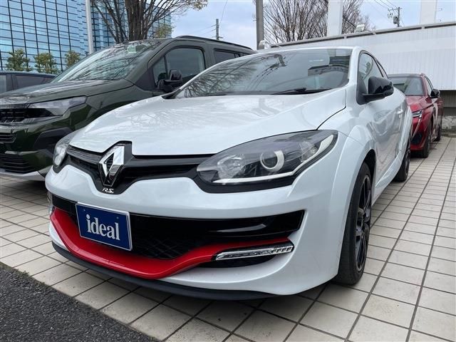 RENAULT RENAULT MEGANE hatchback 2017