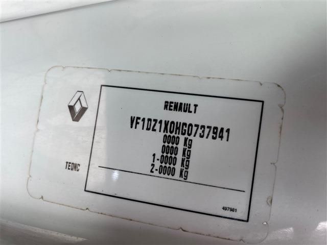 RENAULT RENAULT MEGANE hatchback 2017