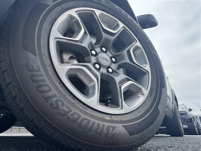 JEEP JEEP CHEROKEE 2019