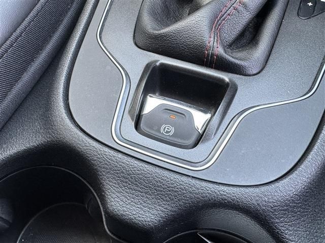 JEEP JEEP CHEROKEE 2019