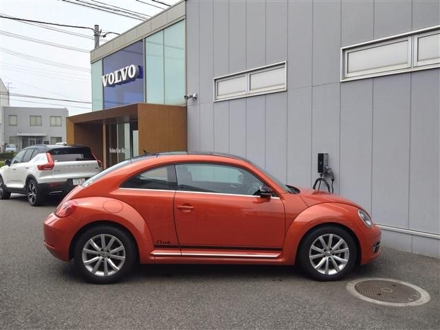 VOLKSWAGEN VOLKSWAGEN The BEETLE 2016