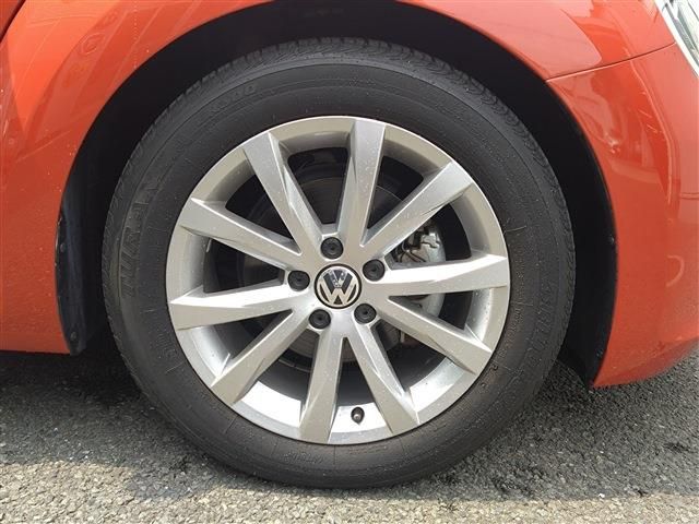 VOLKSWAGEN VOLKSWAGEN The BEETLE 2016