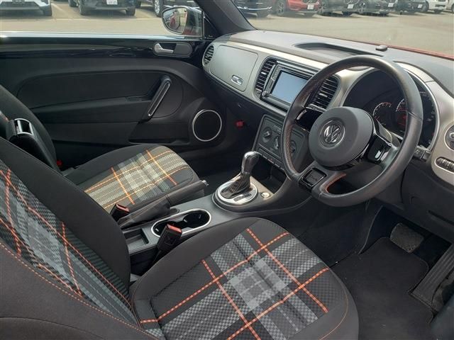 VOLKSWAGEN VOLKSWAGEN The BEETLE 2016