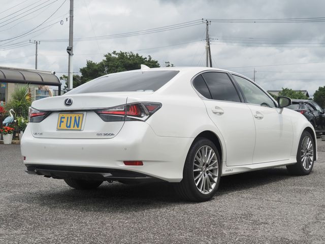 TOYOTA LEXUS GS300h 2017