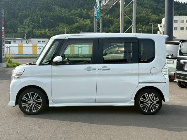 DAIHATSU TANTO CUSTOM 4WD 2018