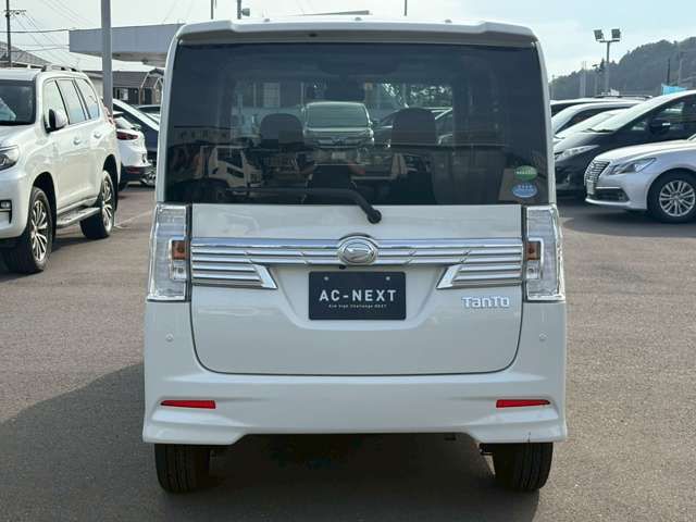 DAIHATSU TANTO CUSTOM 4WD 2018