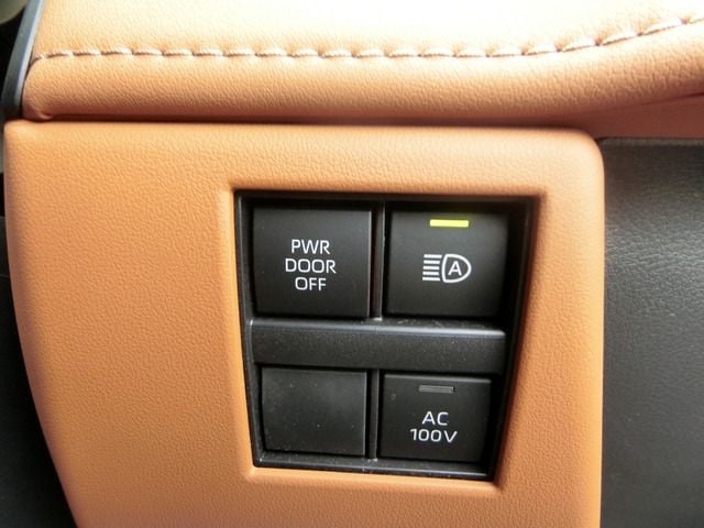 TOYOTA VELLFIRE  HYBRID 4WD 2023