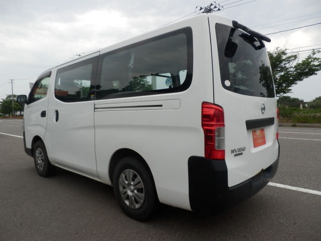 NISSAN NV350 CARAVAN 4WD 2018