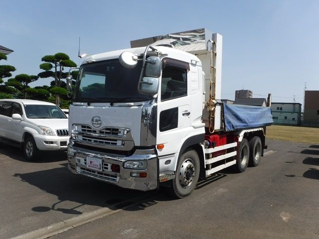 NISSAN DIESEL ??? 2013