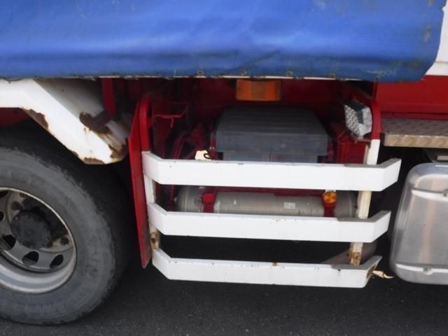 NISSAN DIESEL ??? 2013