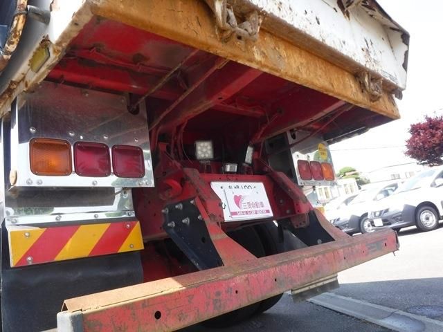 NISSAN DIESEL ??? 2013