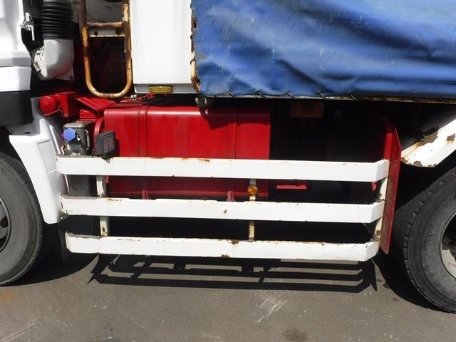 NISSAN DIESEL ??? 2013