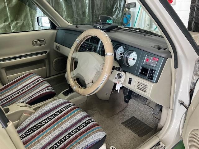 NISSAN RASHEEN 1998