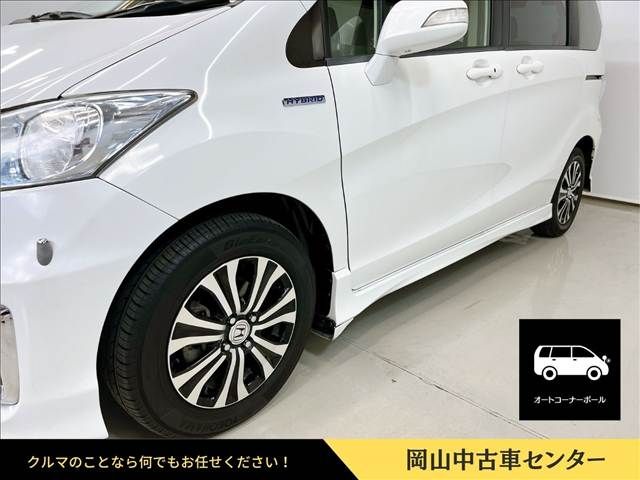 HONDA FREED HYBRID 2015