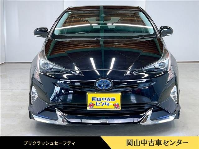 TOYOTA PRIUS 2017