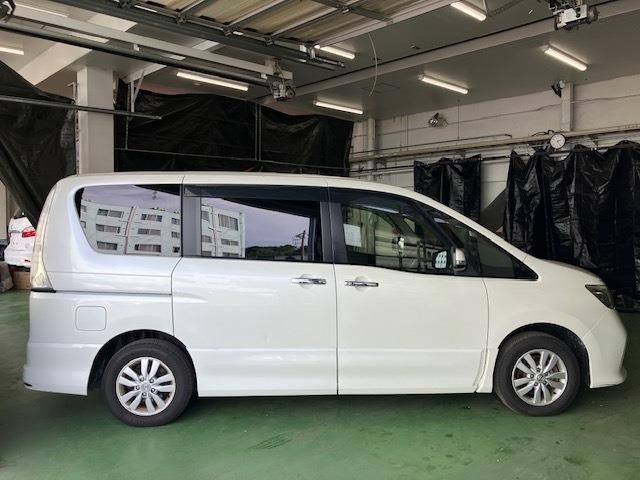 NISSAN SERENA  WG 4WD 2012