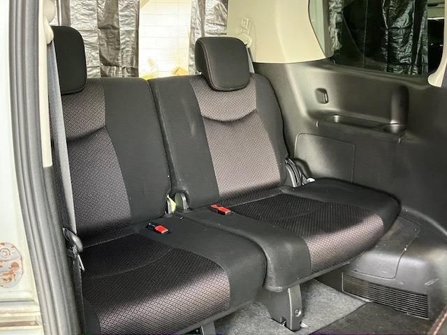 NISSAN SERENA  WG 4WD 2012