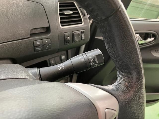 NISSAN SERENA  WG 4WD 2012