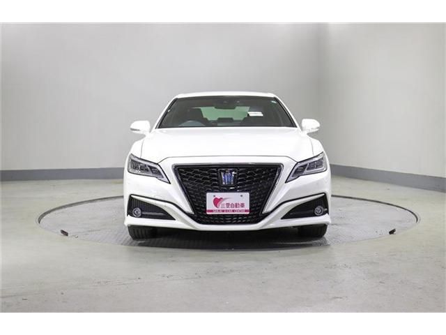 TOYOTA CROWN sedan hybrid 4WD 2020