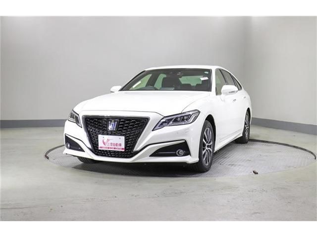 TOYOTA CROWN sedan hybrid 4WD 2020