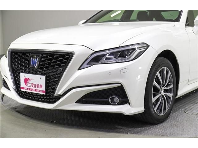TOYOTA CROWN sedan hybrid 4WD 2020