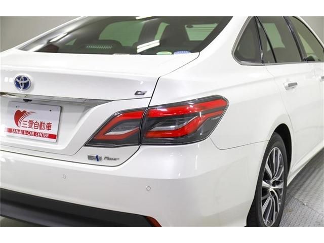 TOYOTA CROWN sedan hybrid 4WD 2020
