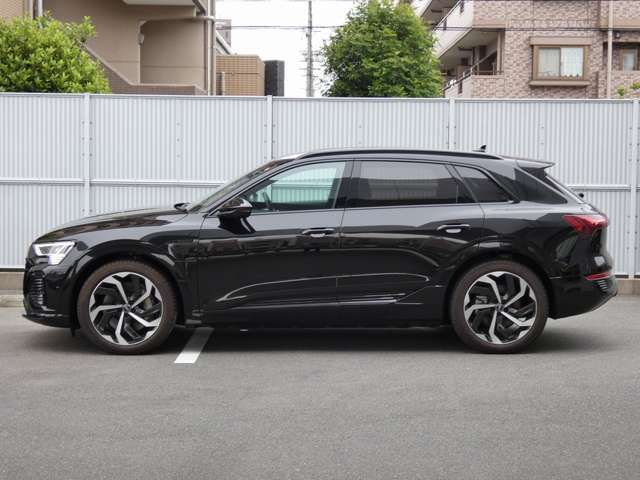 AUDI AUDI Q8 e-tron 2023