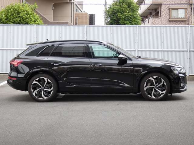 AUDI AUDI Q8 e-tron 2023