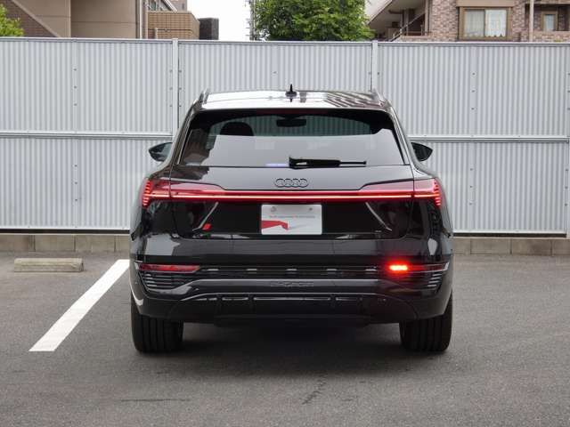 AUDI AUDI Q8 e-tron 2023