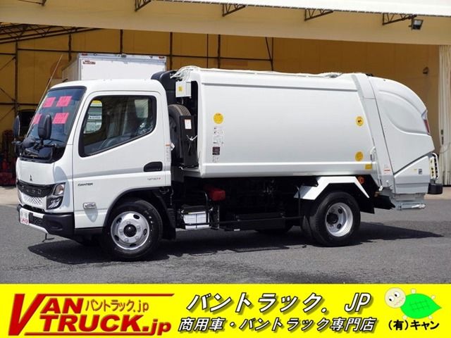 MITSUBISHI CANTER 2024