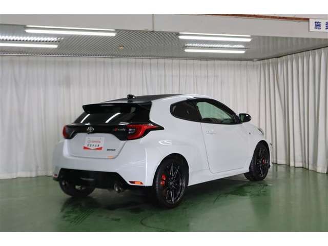 TOYOTA GR YARIS 2021