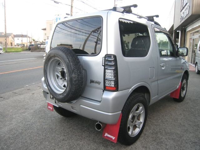 SUZUKI JIMNY 4WD 2002
