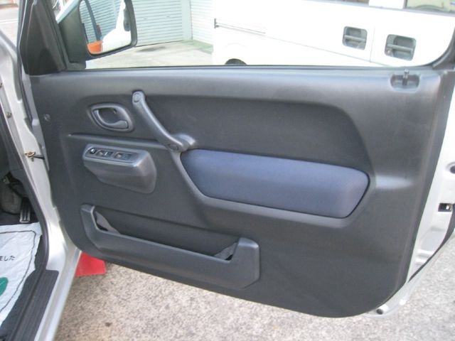 SUZUKI JIMNY 4WD 2002