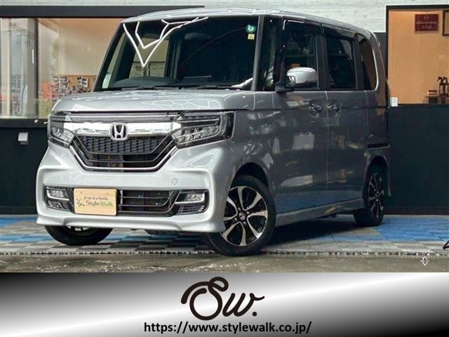HONDA N BOX CUSTOM 2018