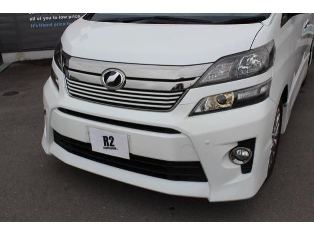 TOYOTA VELLFIRE 2013