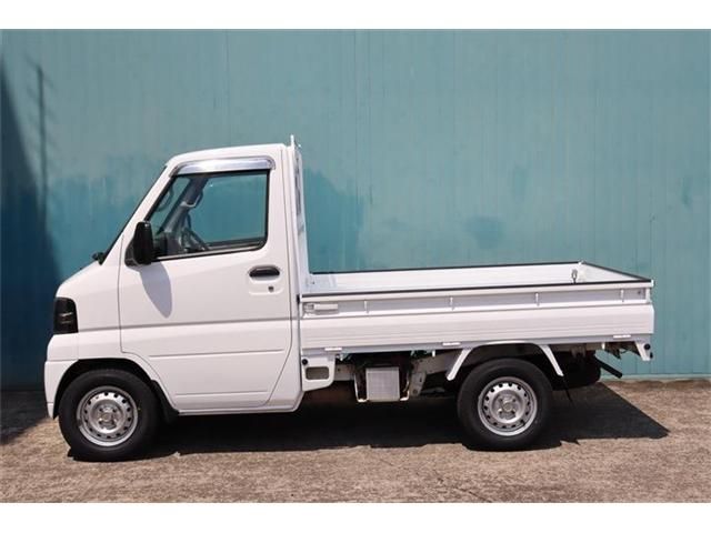 MITSUBISHI MINICAB truck 4WD 2010