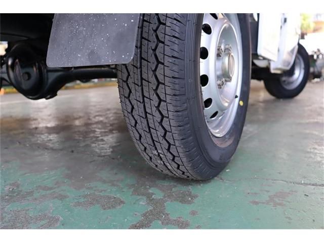 MITSUBISHI MINICAB truck 4WD 2010