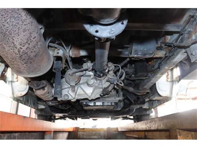 MITSUBISHI MINICAB truck 4WD 2010